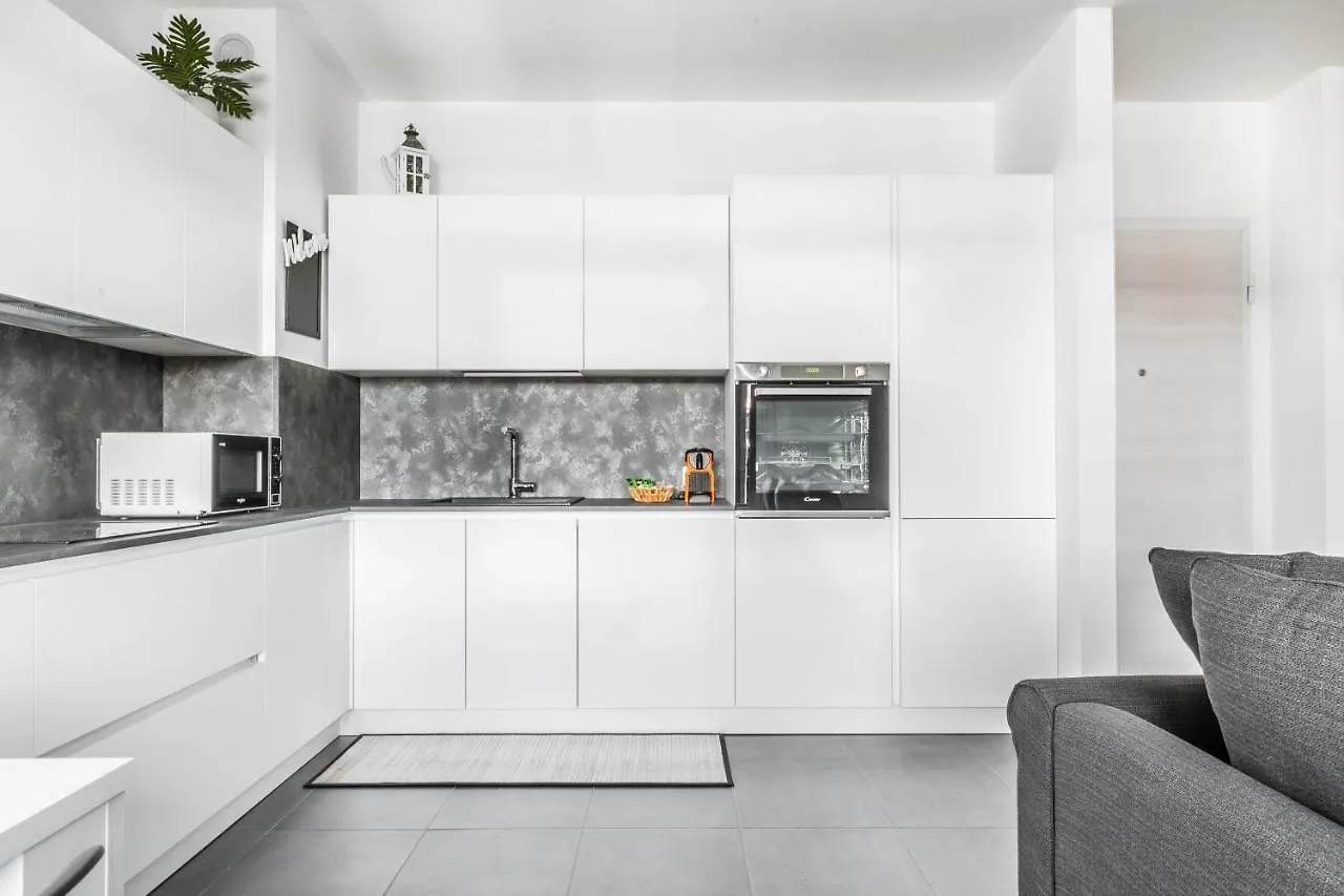 Harmony House - Rho Fiera 6Min - Free Parking - Terrace Apartment Milan 0*,