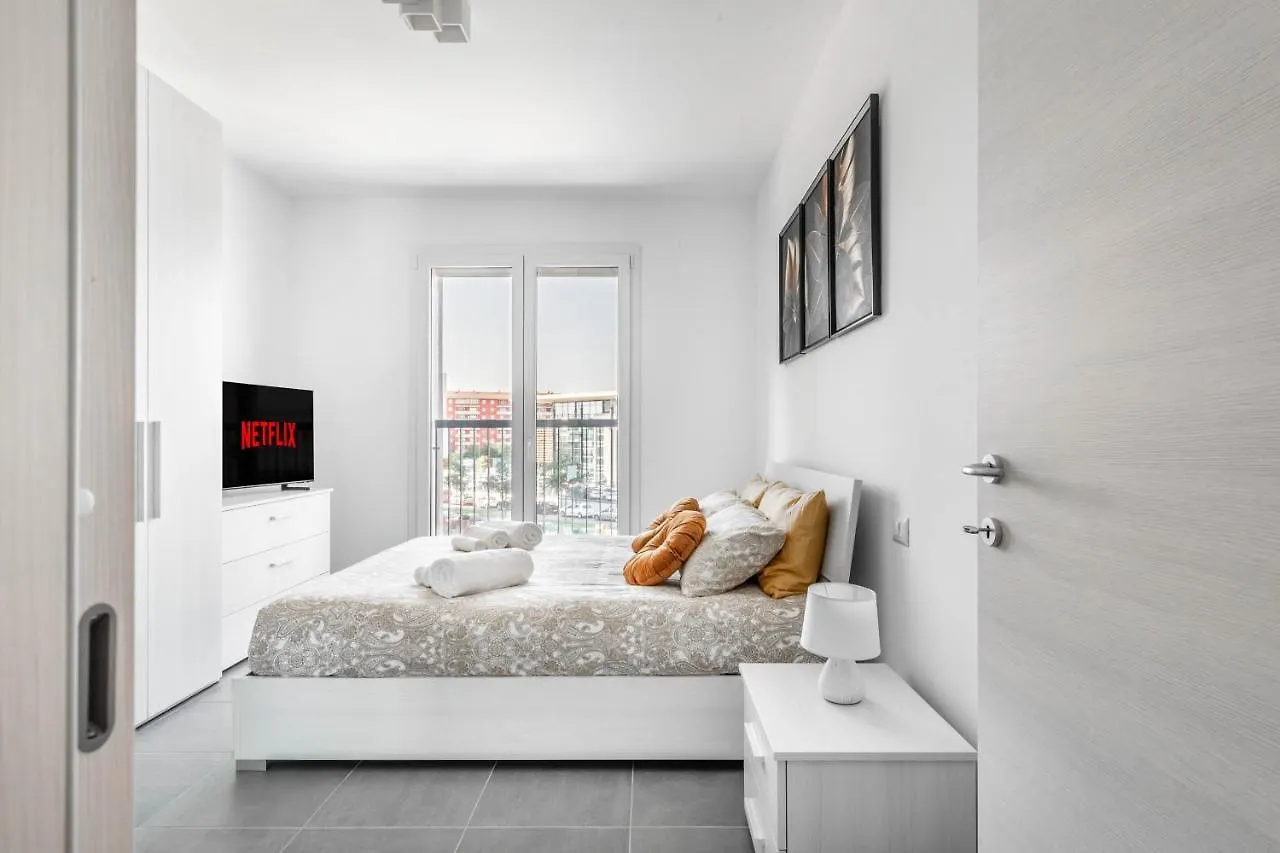 Harmony House - Rho Fiera 6Min - Free Parking - Terrace Apartment Milan